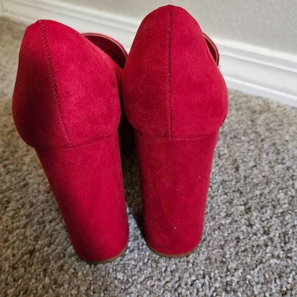 JUSTFAB  Adele Throwback Platform Pump - Picture 2 of 5